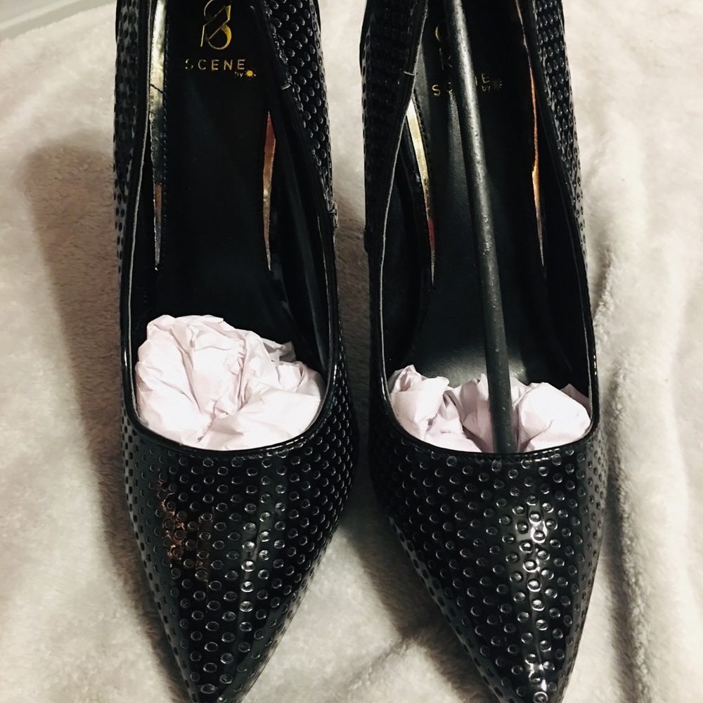 Black Stilettos with Indented Pattern.